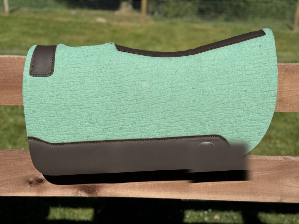 Mint Round Saddle Pad