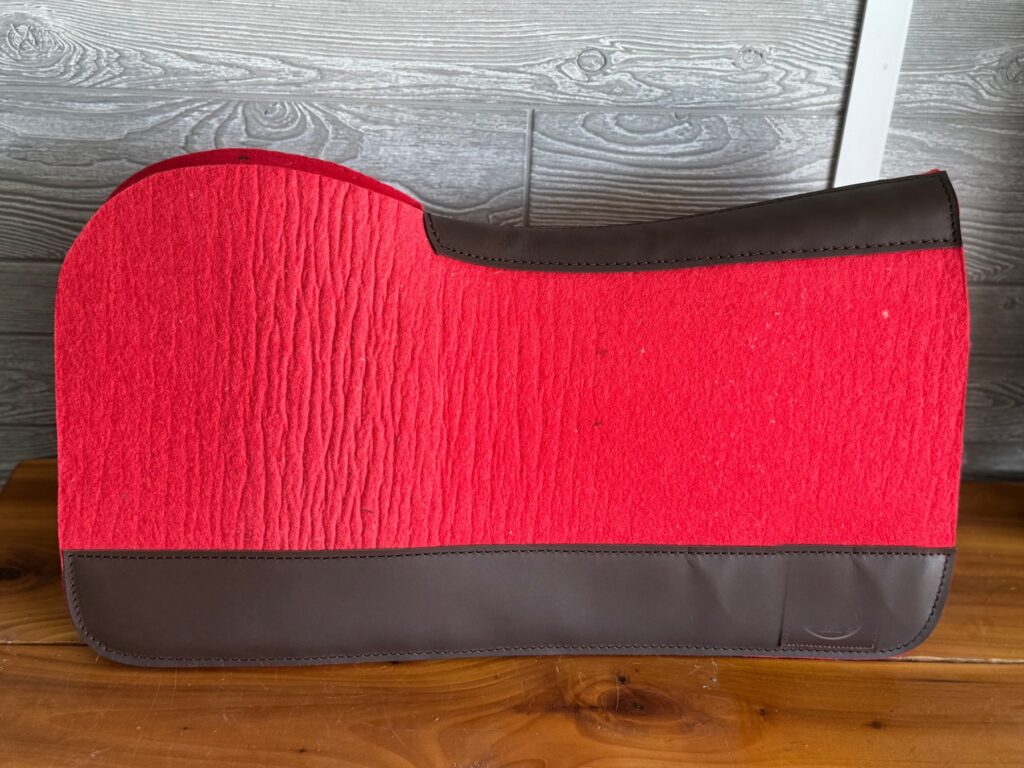 Red Flex Cut Saddle Pad